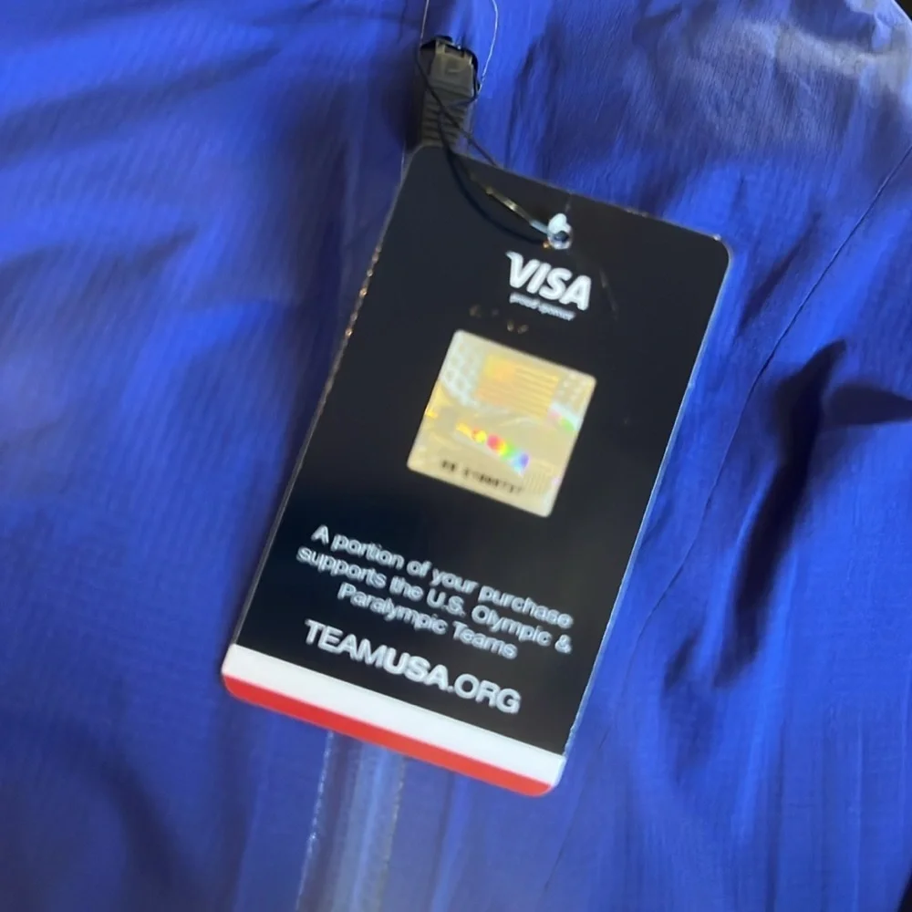 Nike Women's Team USA Hypersheild 3m Running Jacket Size S NWT